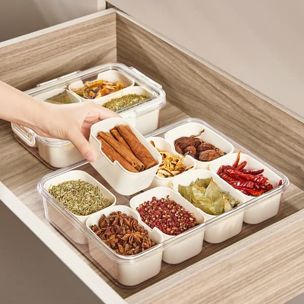Spice Box with 8 Removable Compartments, Transparent Storage Container, Made of PP