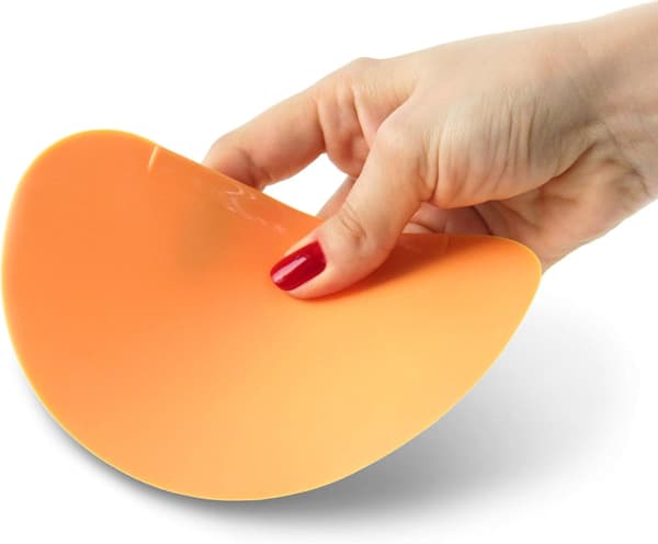 Flexible Bowl Scraper - 1 pc | Curved to shape bread or pastry dough | Adapts to all mixing bowls