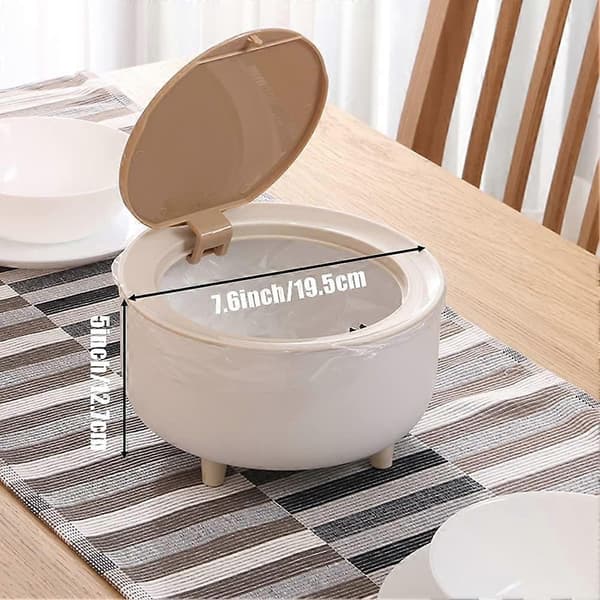 Pieni roskakori kannella
