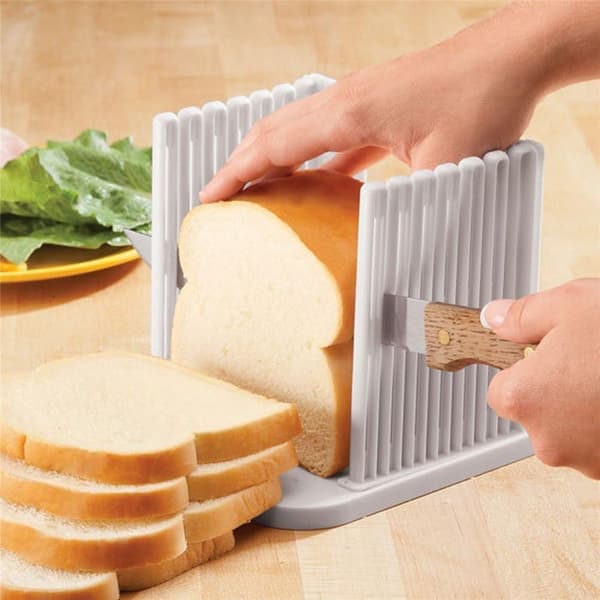 Adjustable Foldable Toaster Cutter for Homemade Bread, Plastic Bread Slicing Mold for Slicing Bread