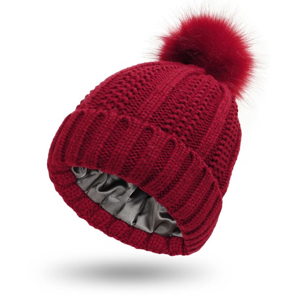 Stickad mössa för kvinnor med satängfoder Pom Pom Vinter Varm Cap Bobble Hat Hår Skyddande Silkeslen Stretch Stickad Hatt, röd