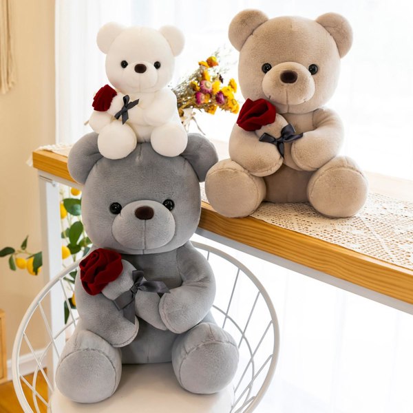 Karhupehmolelu, jossa on ruusu, ihana nukkepehmo, täysin täytetty pehmeä sohvakoriste Tyylikäs sarjakuva Pikku karhunukke ystävänpäivälahja (S, valkoinen)