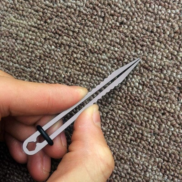 Mini Pinsett Bärbar EDC Pinsett Titanlegering Utomhus Överlevnad Camping Resa Mini Pinsett 8.2 x 0.9cm