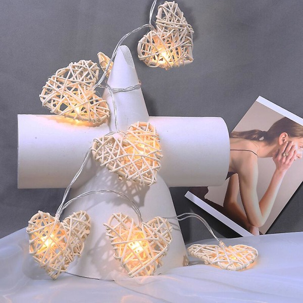 LED Rattan Love Heart Lights String for Home Bedroom Festival Christmas Decor（Hvit）