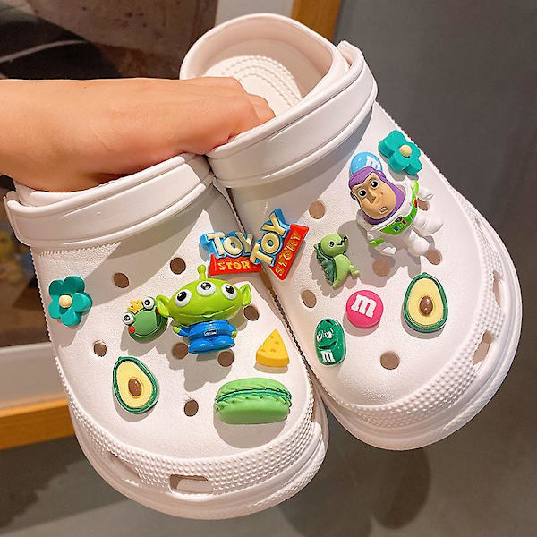 15 kappaletta 3d-tukikorkkisandaalien koristeita, kenkäkoristeita, söpöjä kenkäkoristeita tukikorkkisandaaleille, rannekorun DIY