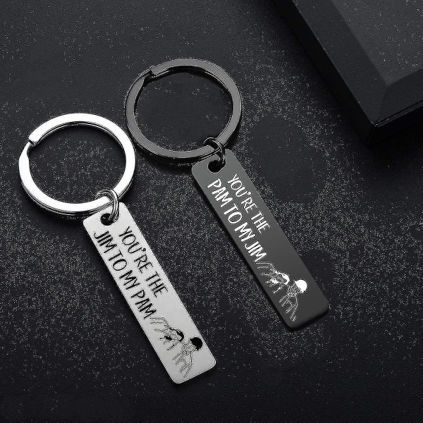 The Office Par Keychain Jul Alla hjärtans dag Present till pojkvän Fru från flickvän Man Tv-serie Merchandise Jim Pam Nyckelring Set med 2 för fans Honom