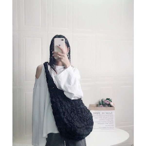 Avslappet stor tote skuldertaske designer rynket tote nylon quiltet polstret crossbody taske sort