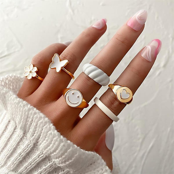 Smiley Ring 6-delad set Retro Love Europeisk och Amerikansk Kreativ Fjäril Hjärtformad Ledring Set