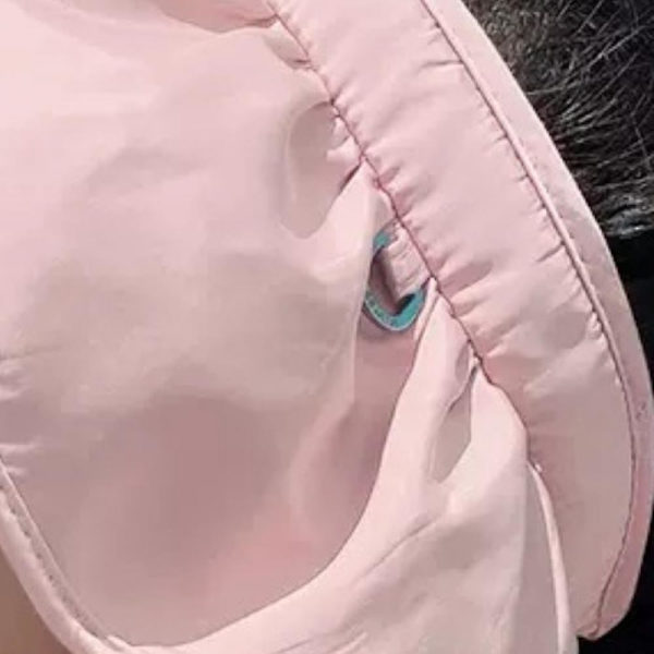 Solhatt med mjukt bomullsblandat material och bred brätte för utmärkt solskydd för alla tillfällen. (rosa)