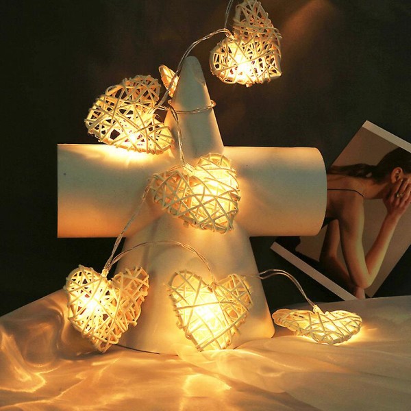 2023 Ny uppgraderad LED Rattan Love Heart Lights String för festival och juldekoration (vit)