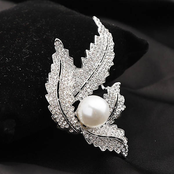 Tjeckisk diamantbrosch med pärlblad för kvinnors klädtillbehör kragepin. (silver)