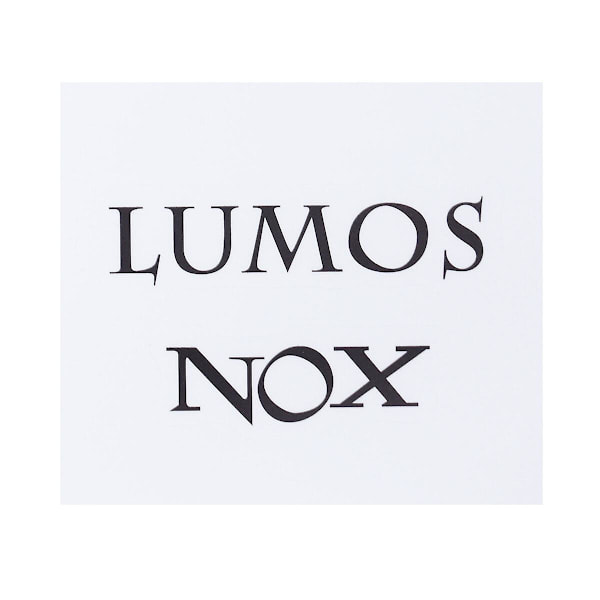 Bryterklistremerker Lumos Nox Lysbryterklistremerker Morsomme veggklistremerker (vist på bildet)