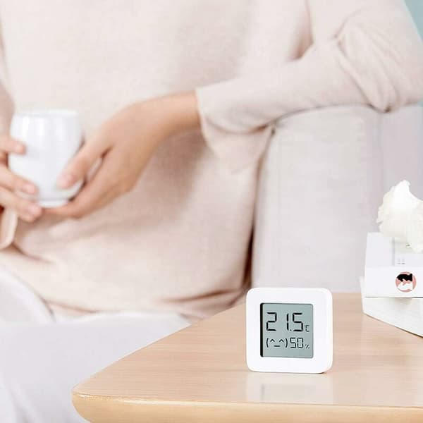 Vit temperatur- och luftfuktighetsmätare 2 digital displaymonitor