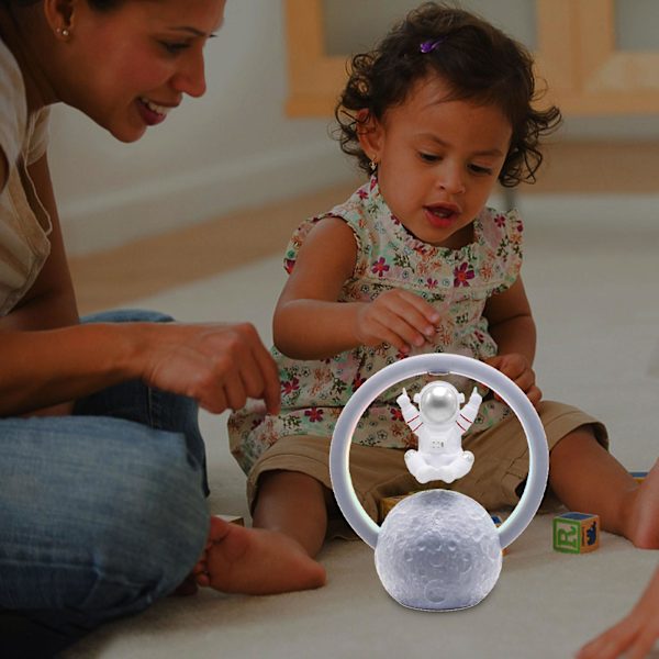 Magnetisk Levitations Bluetooth-högtalare Astronaut Hem Mini Radio Utomhus Trådlös Subwoofer Bärbar Ljud（A）