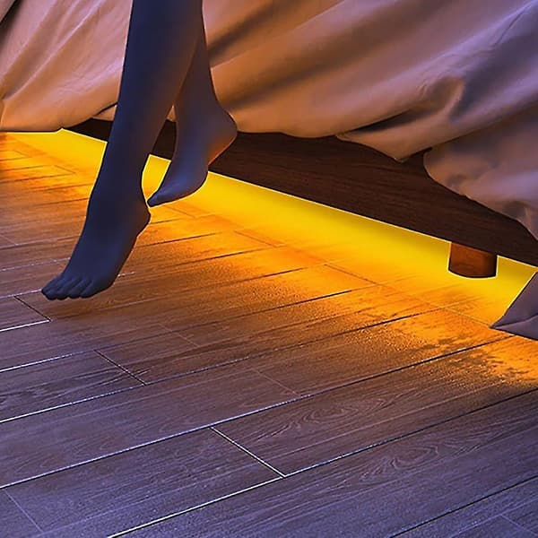 LED-sensorlysstripe for sengen