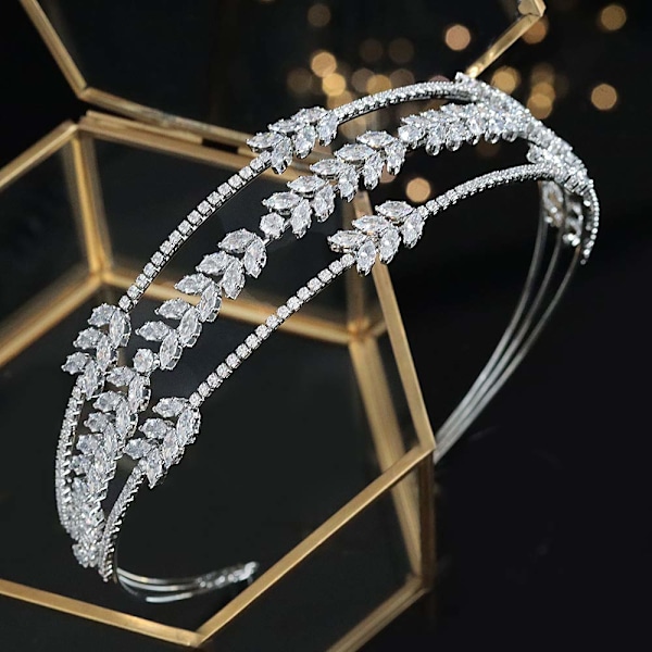 Perfekt presentidé för brudar, glittrande kristallhårband i legering och strass, elegant håraccessoar för bröllop och speciella tillfällen