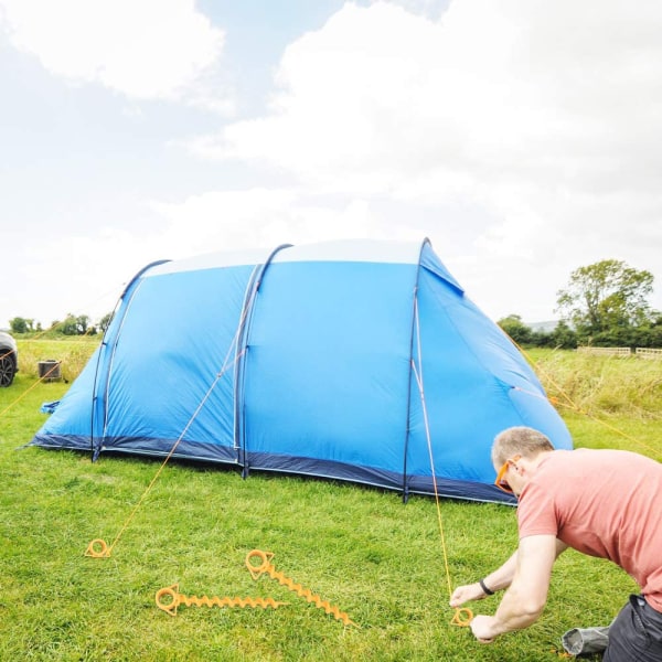 Spiralformet bakkeanker i plast – for camping, sikring av telt