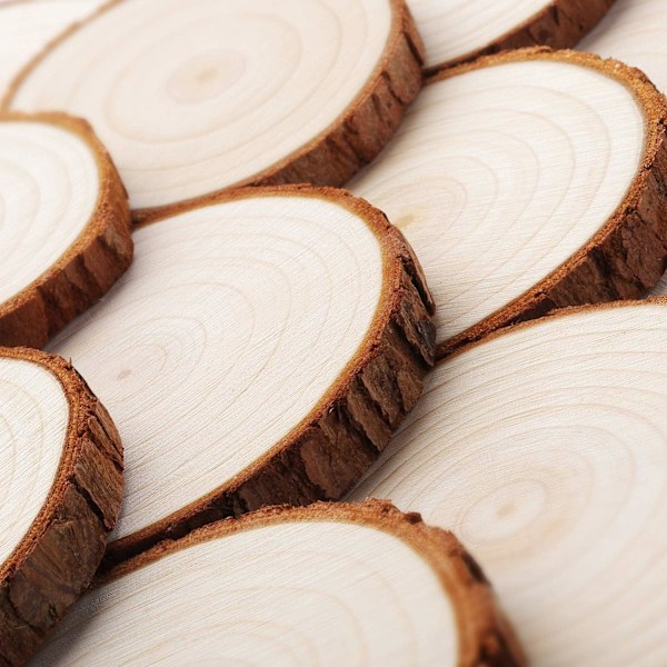 Träcirklar med bark, naturligt obehandlat furuträ för ditt nästa DIY-projekt, garanterad jämnhet, inga borrade hål, idealiska för julgransprydnader