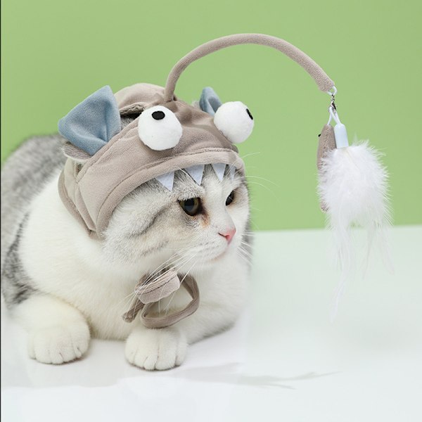 Feline Fun, Kattmössa i Form av Marulk, Söt Fjäderleksak för Katter för Självständig Lek, Högkvalitativa Material Kattspö med Justerbar Storlek