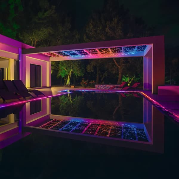 Ljusslinga Twinkly Strings 250 LED RGB 20 m svart kabel IP44