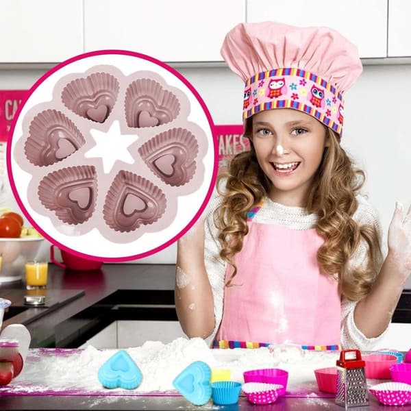 Silicone Mold for 6 Heart-Shaped Muffins and Cupcakes