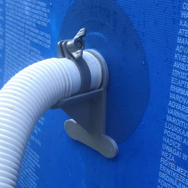 2 st pool slangklämmor, stöd och hållare