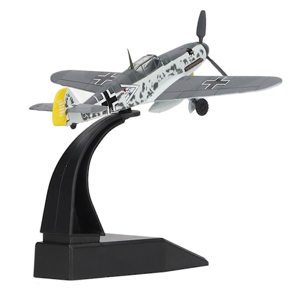 BF109 Hävittäjälentokoneen malli 1:72 mittakaavassa, erittäin yksityiskohtainen seoslentokoneen keräilyesine
