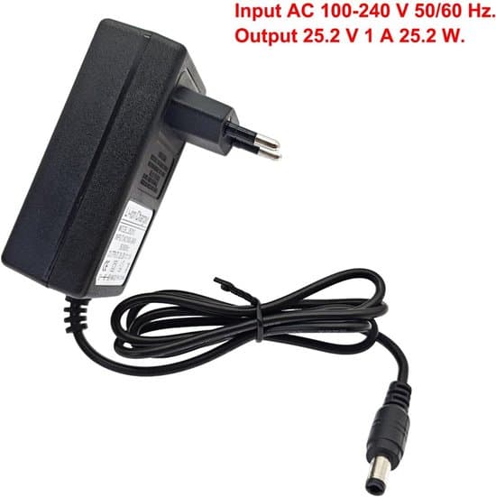25.2V 1A Litiumbatteriladeradapter for Li-ion med indikatorlampe