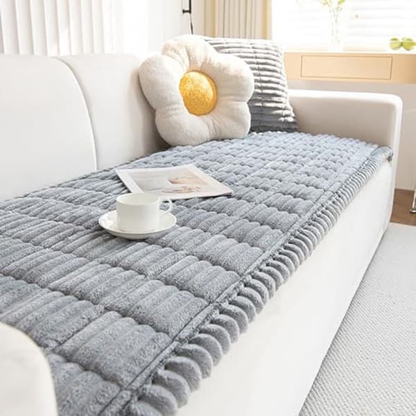Washable, Non-Slip Sofa Cover for Pets, Suitable for Dogs - Sofa Protector and Dog Mat.