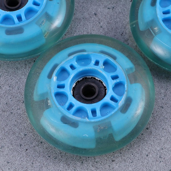4 st 72 mm LED-skatehjul, inline-hjul för utomhusbruk (slumpmässig färg)