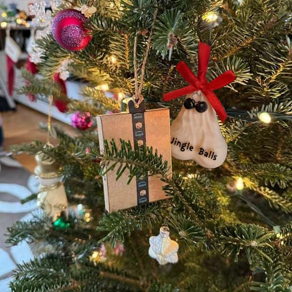 Nyhet Testikkelpynt: Jingle Balls for julestemning