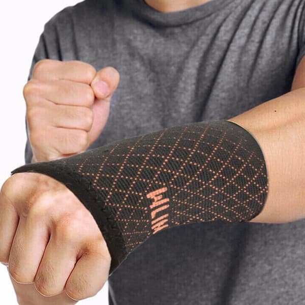 Wrist Support Compression | Heat-Activating Copper Fiber Wrist Protector