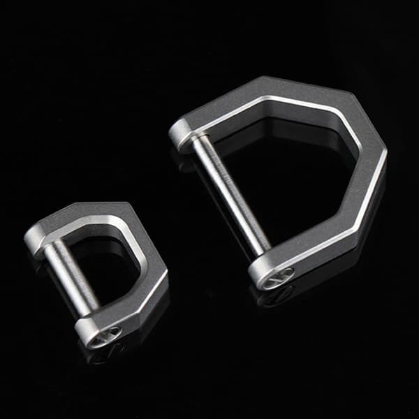 D-formad Multifunktionell Mini Full Titan Spänne Nyckelring Bilspänne Utomhusspänne Hästskospänne