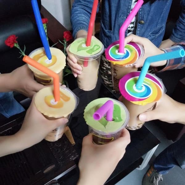 5-pack - Flexible Silicone Straws, Bent with Brush (25cm)