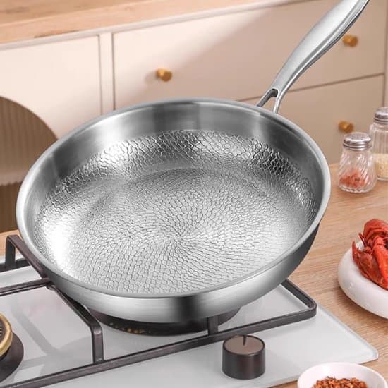 1 Hammered Titanium Frying Pan - 26cm Untreated Scratch-Resistant Non-Stick Silver (Without Lid)