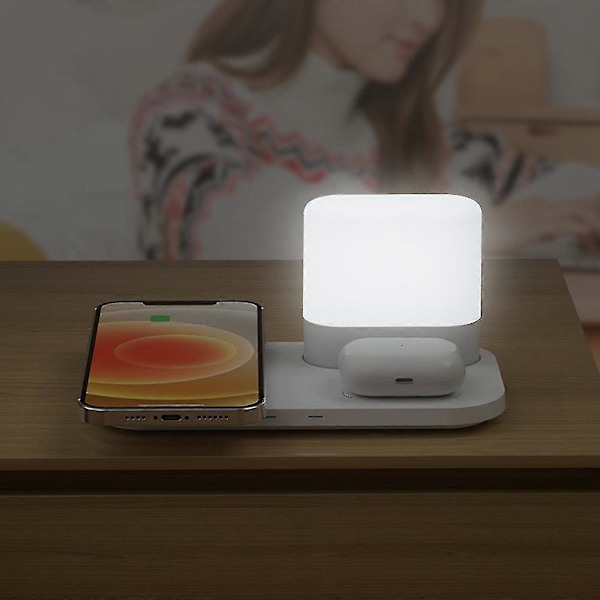 Trådløs lader med nattlys, 15W rask trådløs lading, kompatibel med iPhone, Samsung osv.