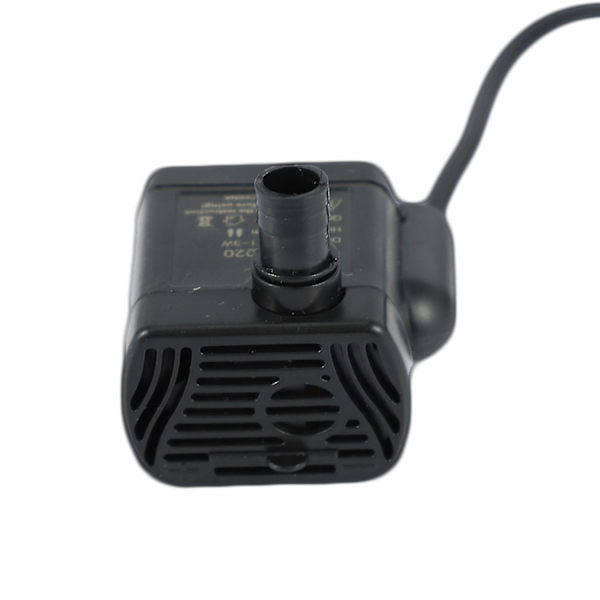 Ultrahiljainen Mini Harjaton USB-pumppu 5v 70cm Uppoava Suihkulähde Rium Kiertävä