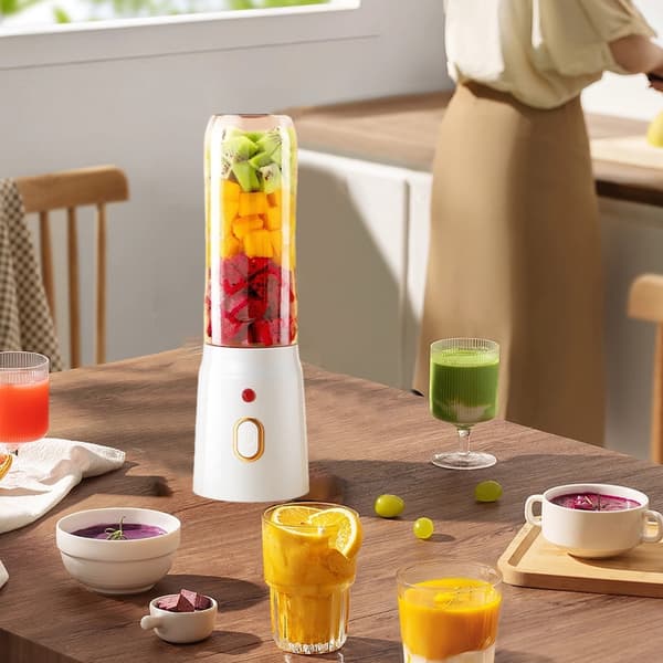 USB Rechargeable Personal Blender | 10-Blend Mini Blender for Smoothies - Milkshakes - & Sorbet | 21