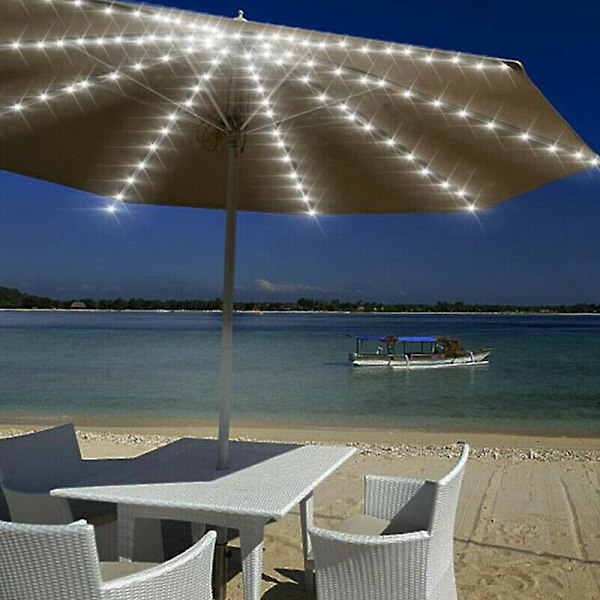 Solcelle-Parasol-Lysstreng - 104 LED'er - 8 Tilstande - IP67 - Vandafvisende - Perfekt Til Fest, Jul, Halloween, Camping (Positivt Hvidt Lys)