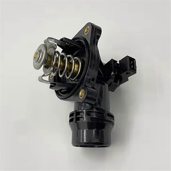 Auton termostaatin kotelo jäähdytysnesteen vesiputken ulostulolaippa sopii E46 E81 E84 E87 E88 E90 E91 X1 X3 11537510959