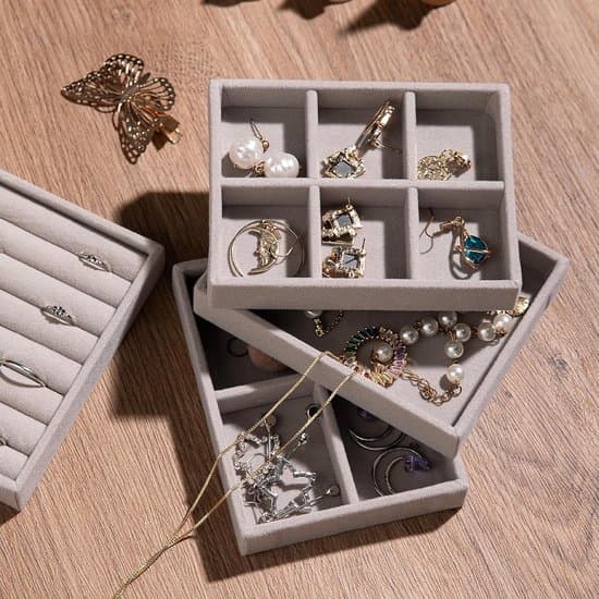 2-delt sort mini fløjlsringbakke og skuffeorganisatorsæt, 12,5x9,5 cm