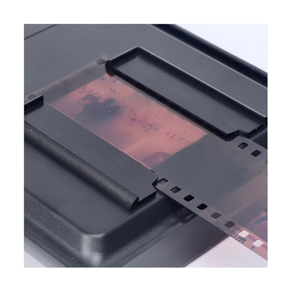 35/135 mm Negativ og Dias Mobil Filmscanner Foldbar Scanner med Gratis App Smartphonekamera C