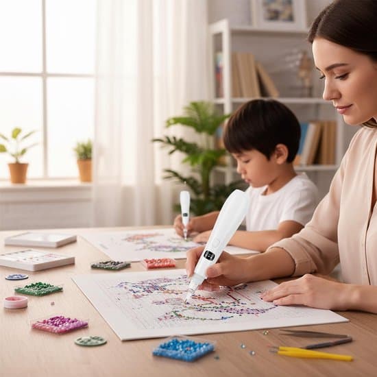 Electric Diamond Painting Pen Kit, Cordless Electric Diamond Painting Tool with 4 Replaceable Tips, Perfect for Creating Diamond Dot Art (White)