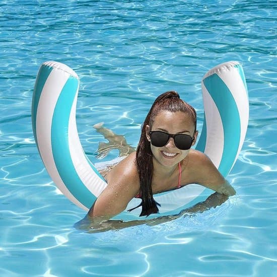 Inflatable Ring-Shaped Swim Ring; Inflatable Curved Swim Ring, Floating Ring and Pool Noodle. - Curved Design - 60 x 75 cm - Blue