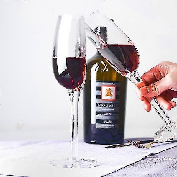 Stilige halve vinglass for par - Perfekt for jubileer og romantiske arrangementer