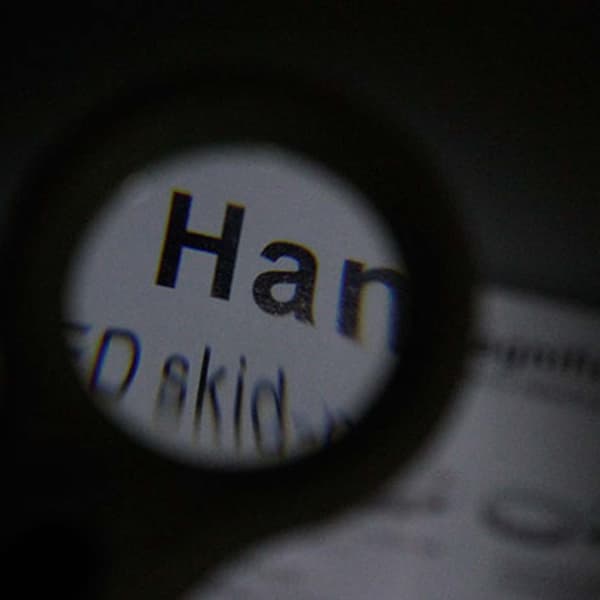 Magnifying Glass 4x with LED Lamp – Perfect for Reading and Work