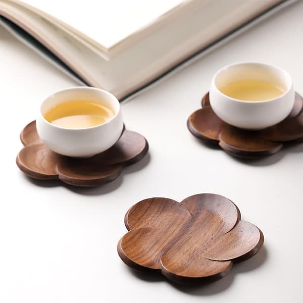 2 st Kaffeunderlägg Anti-scratch Isolering Kronblad Trä Placemat Kökstillbehör