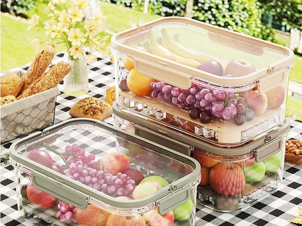 Food containers with cooling insert - For storage in fridge or freezer