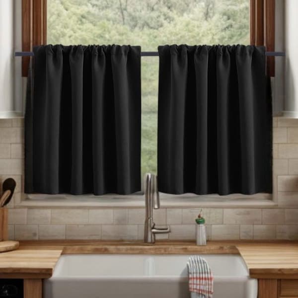 Korte mørklægningsgardiner til køkkenet med stanglomme, 76x60cm, polyester, sort