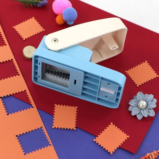 Rectangular Punch Hole Puncher - Lever-driven Paper Puncher - Suitable for Crafts, Scrapbooking and Card Making.